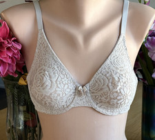 Wacoal 34C Nude Beige Halo Lace Molded Underwire Bra with J-Hook  851205