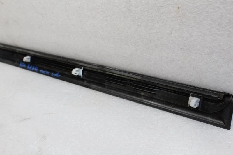 1996 1997 1998 1999 2000 2001 2002 ACURA RL PUERTA TRASERA DERECHA MOLDURA MOLDURA B91M Foto 3 de 4