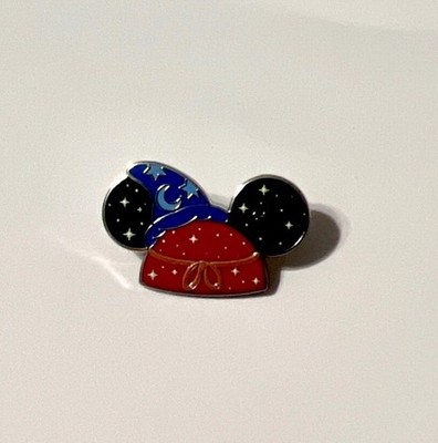 Disney Hidden Mickey Walt Disney World WAVE B Pin - CHASER -  Sorcerer Mickey 