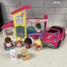 Fisher-Price Barbie Little People Convertible Car Barbie Play & Care Pet Spa Set