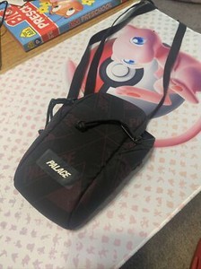 ショルダーバッグ palace sling sack black Palace Sling Bag | eBay