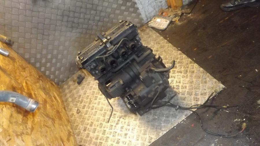 FZR400RR 3TJ エンジン 1WG ☆ FZR400 3EN1 88年 実働車両外し