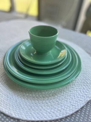 6 PIECE SET ORIGINAL GREEN FIESTA WARE- Dinner,Lunch
