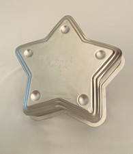 Vintage made in USA Mirro Star Cake Pan Jell-O Mold Americana Decor