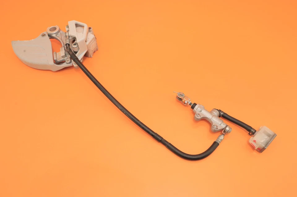 2001 01 WR250F WR 250F pinça de freio traseira OEM suporte cilindro mestre alavanca de mangueira - Imagem 4 de 4