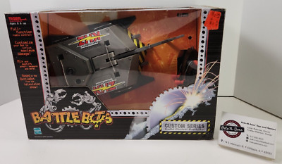 2001 Hasbro: Battlebots Radio Controlled Battlebot - KillerHurtz