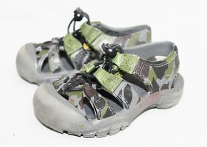 keen camouflage sandals