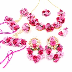 flower jewellery for girls
