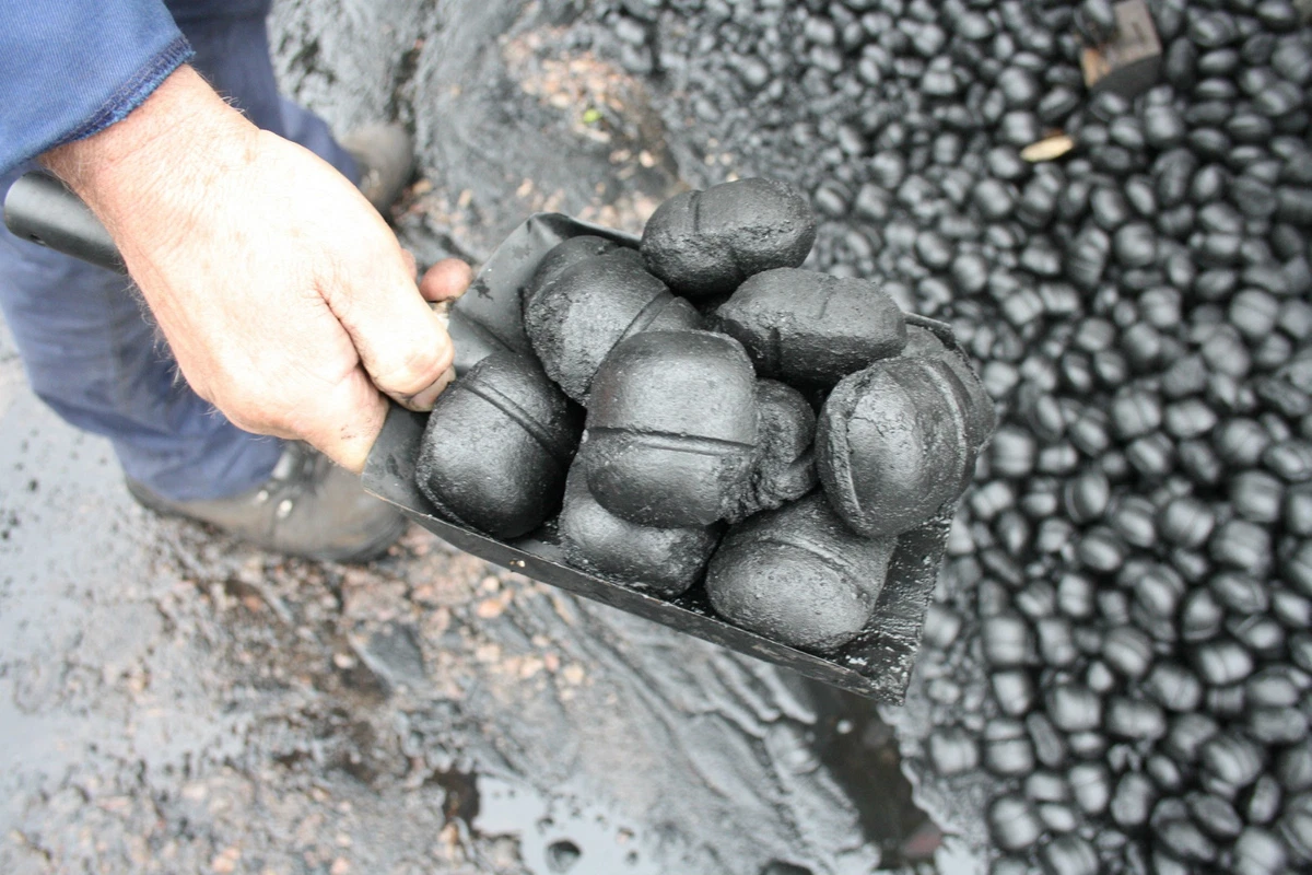 Taybrite Smokeless fuel coal Premium half tonne pre packed 25x20kg bags |  eBay