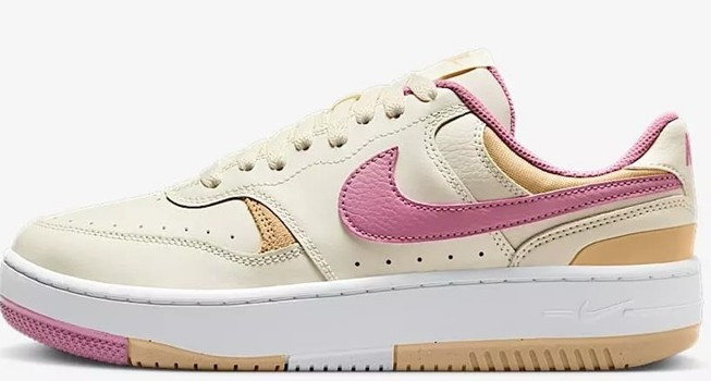 Женские кроссовки Nike Gamma Force Soft Pearl/Elemental Pink (DX9176 005)