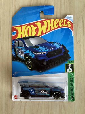 Hot wheels Ford Mustang Mach-E 1400 Treasure Hunt rare new on long card - 2021