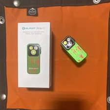 Olight Oclip Pro Versatile Clip-On LED Light Green Handheld Three Light Sources