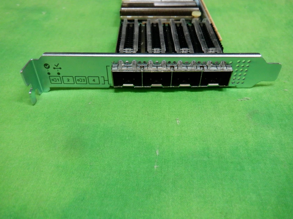 Cisco UCS Virtual Interface Card 10/25G UCSC-PCIE-C25Q-04 Full Height - Image 4 of 4