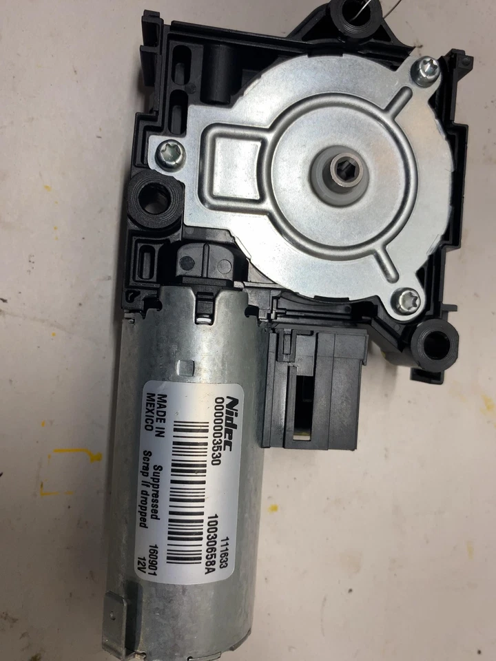 17-19 FORD ESCAPE Sun Roof Motor RIGHT CJ5Z15790D - Изображение 2 из 2