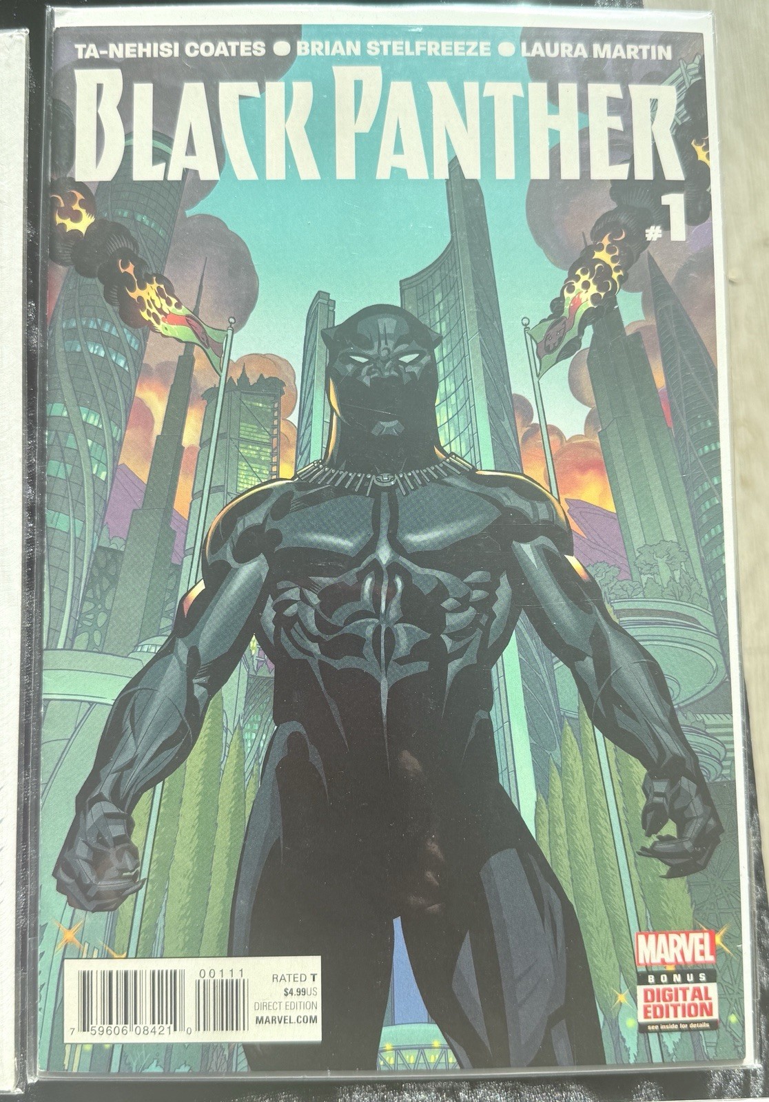 Marvel Comics Black Panther #1, Ms. Marvel #1 Comic Book Lot | Modern Age | Boa… thumbnail 3