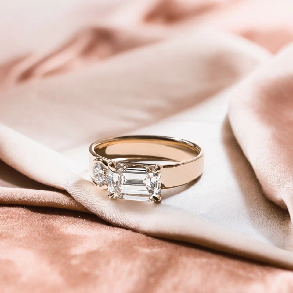 Diamond Ring For Women 18k Rose Gold Lab Grown Emerald 1.75 Carat IGI Certified - Image 2 of 4