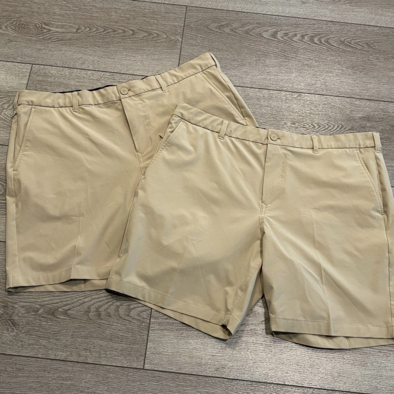 Mizzen & Main Performance Shorts Helmsman Lot (2) Beige Mens 38 X 8 Golf Preppy