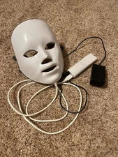 Yoove Skin Rejuvenating LED Light Face Mask **Read**