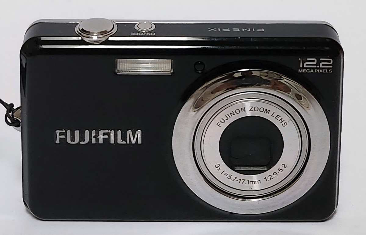 Fujifilm FinePix J30 12.2MP Digital Camera Black Tested W/ Battery