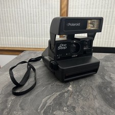 Vintage Polaroid One Step Close Up Instant Camera 600 Film With Strap TESTED