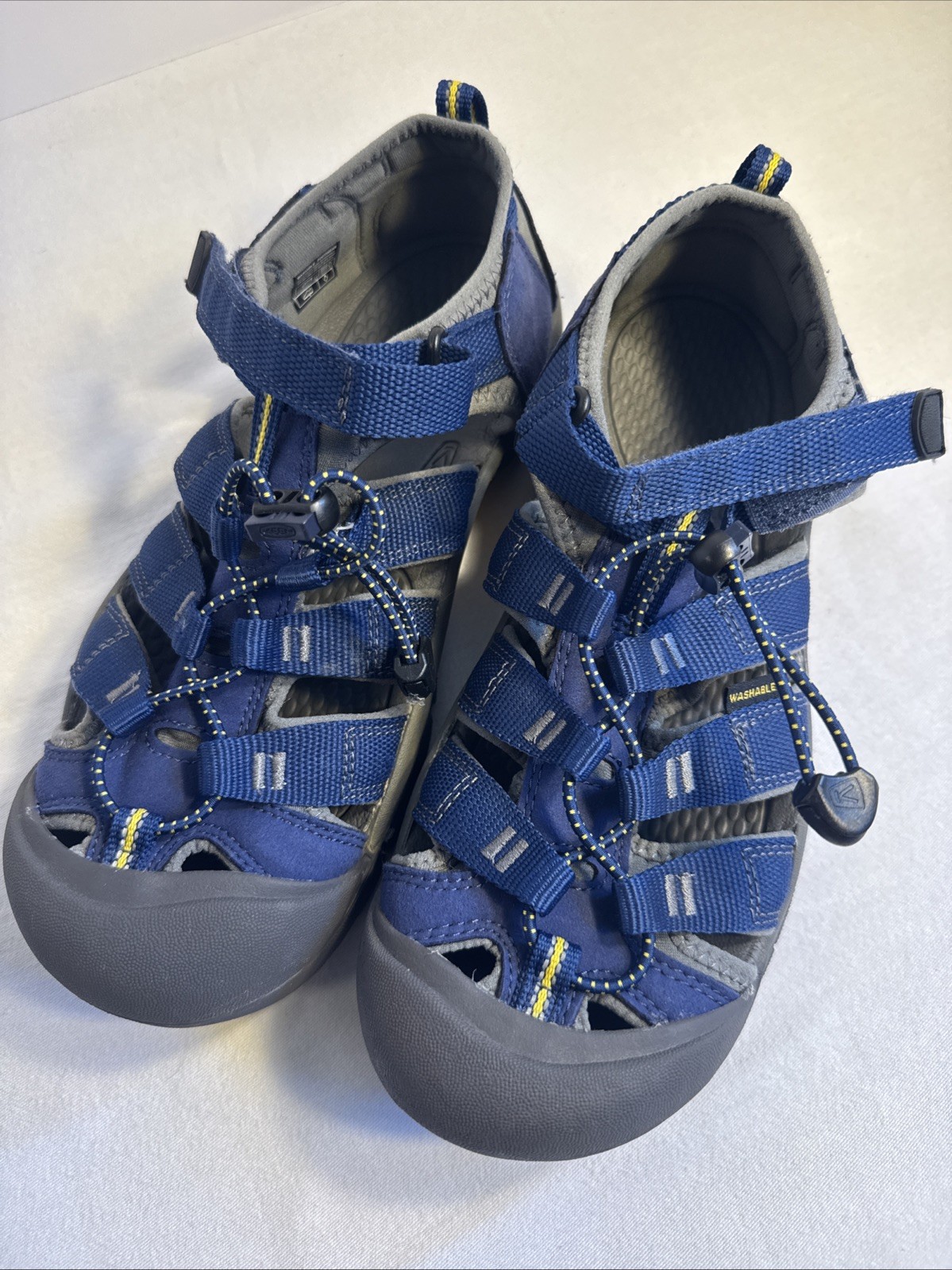 Scarpe da trekking Keen Newport H2 ibride blu con accenti gialli sandali donna 6
