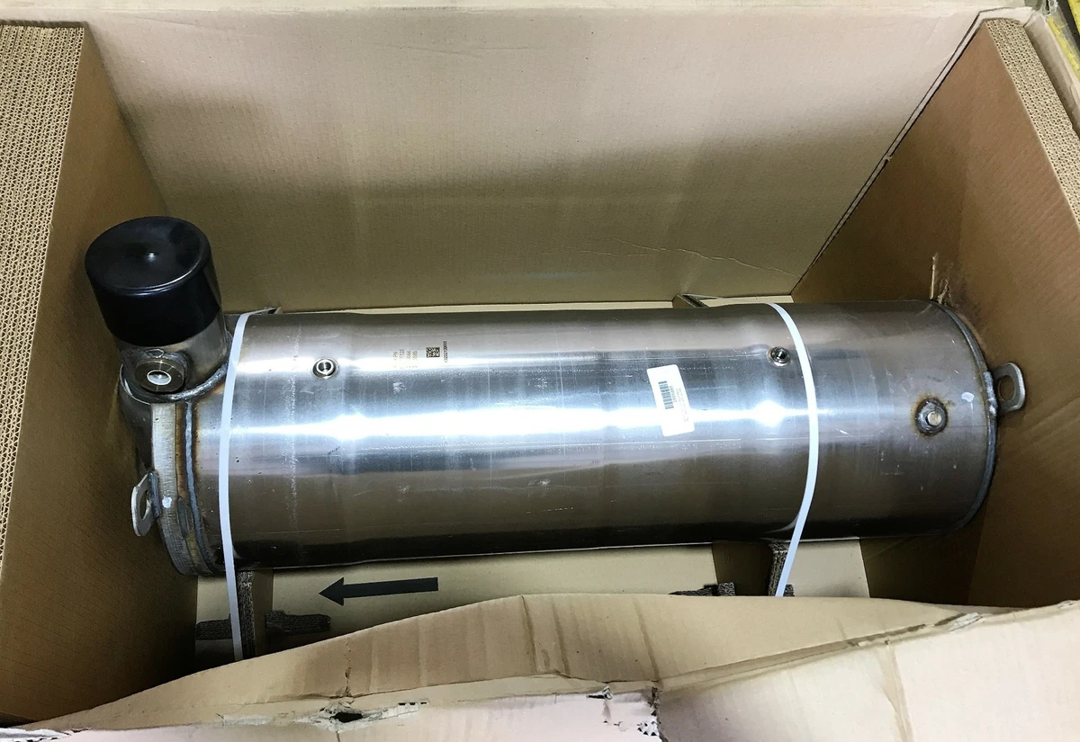 Cummins OEM After-Treatment Device Assembly A029X128 (2885885) NOS  