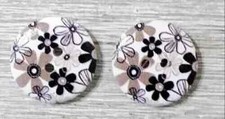 wood round flower sewing buttons 2 holes 3/4 inch black gray #6 2pc