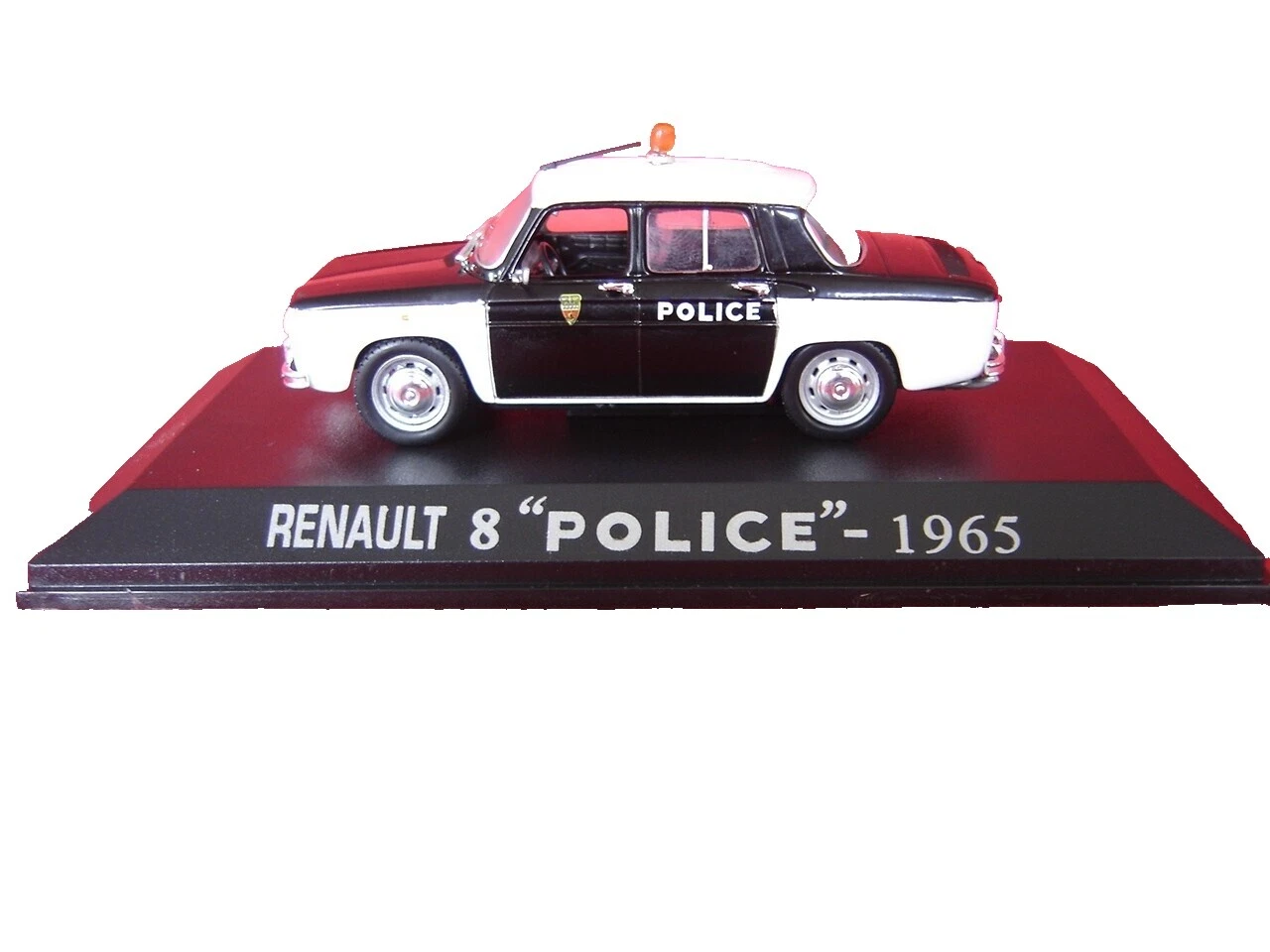Universal Hobbies Renault 1:43 vehículos diecast y de juguete