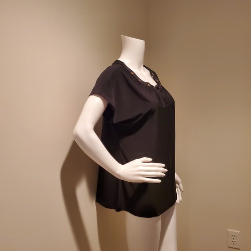 NWT Notations Grommet Keyhole Neckline Black Short Sleeved Shirt M - Picture 4 of 5