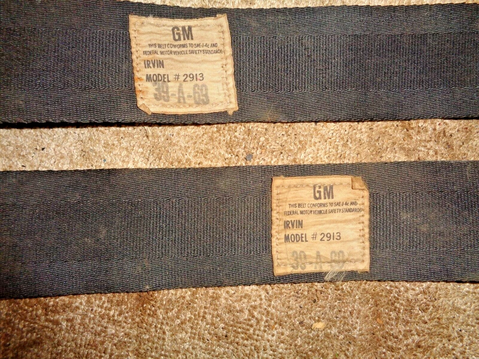 Cinturón de seguridad, Irvin modelo 2913. Negro, extremos macho solo con soportes de montaje en suelo. Foto 4 de 4