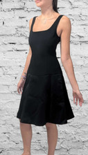 $385 Theory Women's little black Dress in crepe Admiral Size 4 NEW