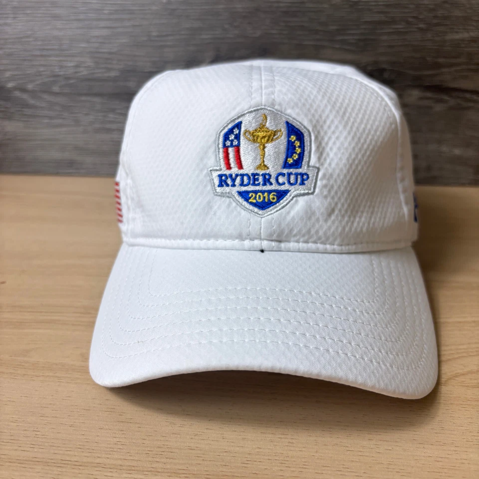 Gorra Ryder Cup correa trasera blanca Under Armour golf 2016 Foto 2 de 4