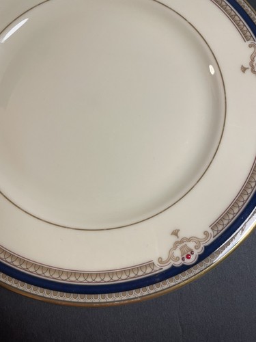 Lenox Presidential Collection Buchanan Salad Plates Lot Of 2 Blue Gold Trim - Picture 2 of 5