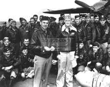 LT. COL. JIMMY DOOLITTLE WITH THE "DOOLITTLE RAIDERS" - 8X10 PHOTO (MW521)