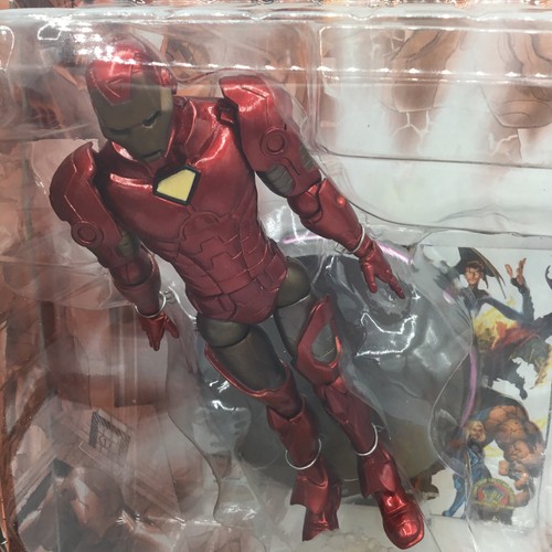 Marvel Select Iron Man Action Figure NEW 2012 - Picture 2 of 11