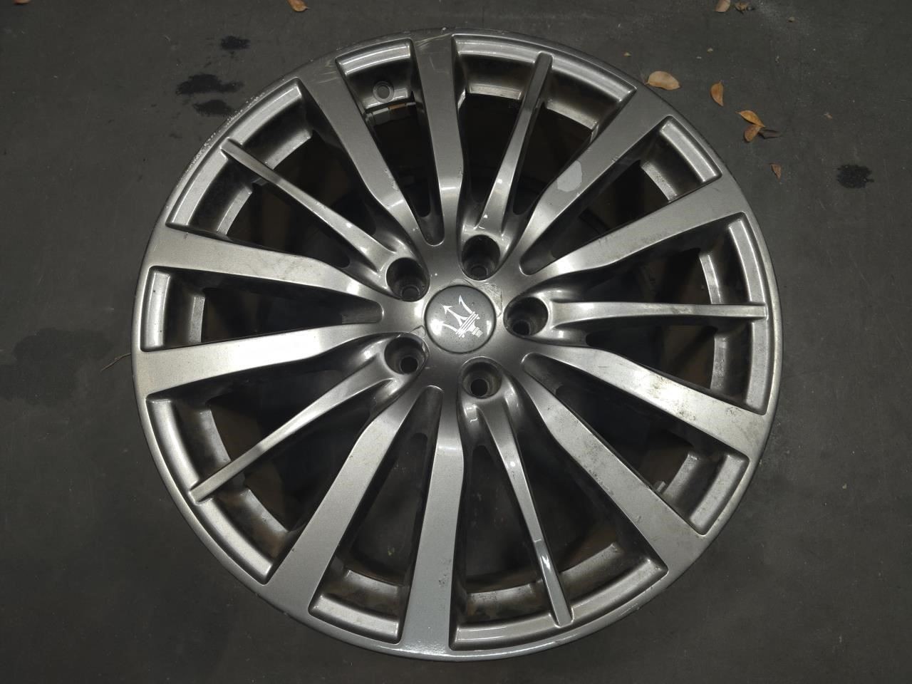 Maserati Ghibli 2015-2017 Wheel P/N 670016852