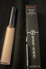 Giorgio Armani Power Fabric+ Multi-Retouch Co...