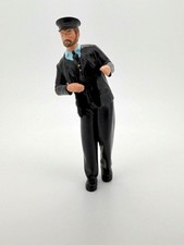 Lokführer DR/HSB, Dampfok, stehend, rechts lehnend, "Tobias" für Gartenbahn, LGB