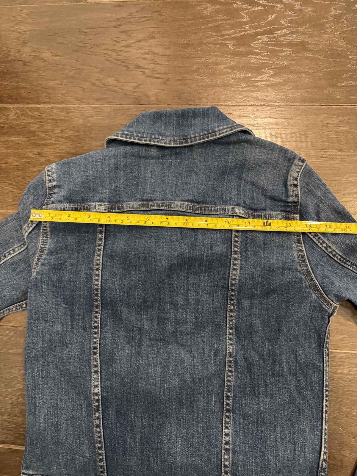 Levi's Women's Blue Button Front Collared Jean Ja… - image 4