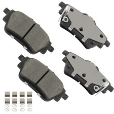 4PCS Rear Ceramic Brake Pads For Nissan Sentra 2020 2021 2022 2023