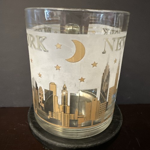 Vintage NYC Skyline Glass Coffee Cup Winter Starry Nite Art Deco Design Gold - Picture 2 of 8