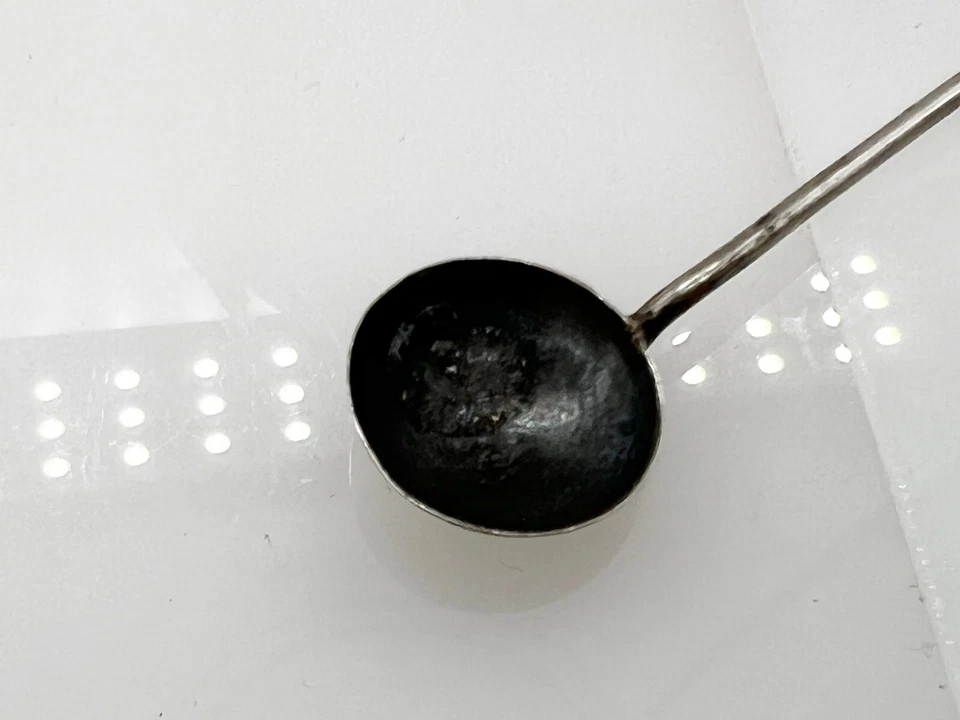 ANTIGUA CUCHARA MOSTAZA CONDIMENTO PEQUEÑO VICTORIANO PLATA MACIZA BOLA TAPA DE CHUCHERÍA Foto 2 de 4