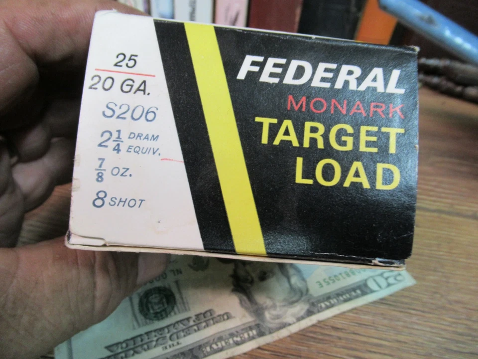FEDERAL MONARK SHOTGUN SHELL BOX TARGET LOAD EMPTY PAPER shot 20 gauge CARTRIDGE - Image 2 of 4