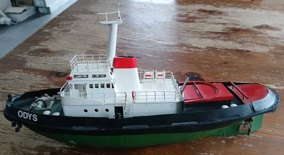 Hafenschlepper Odys 1:100 Unikat Top Gebaut - Bild 2 von 4