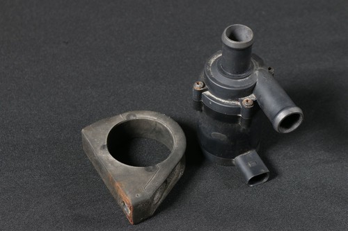 1K0965561J Zusatzkühlmittelpumpe Wasserpumpe Audi A3 8P TT VW 1.8 2.0TFSI 200PS - Picture 5 of 6