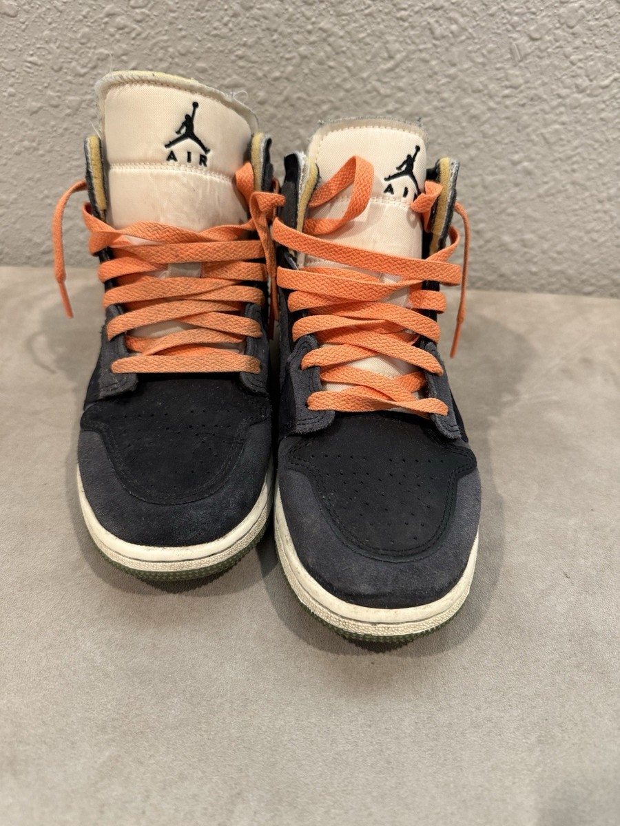 Jordan 1 SE Craft Mid Anthracite Light Olive Size 4y View 4