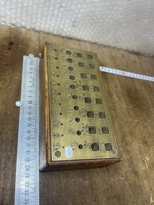 N° 9 old tool outil ancien, pince forgée de forgeron xixe en France