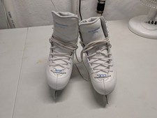 Riedell Topaz Figure Skates Girl JR 2.5 D