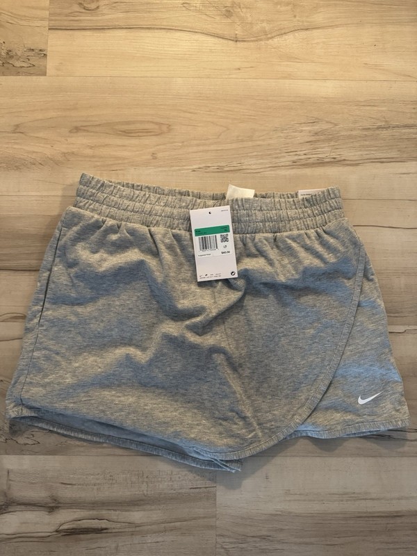 Nike Big Kids' (Girls') Breezy Mid-Rise Skort Color Size XL