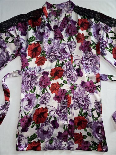 Victorias Secret Robe Floral Satin With Black Lace size M/L Shortie Kimono Style - Picture 13 of 17